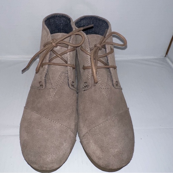 Toms Wedge Ankle Boots Booties Chukka Suede Youth 6 - Picture 4 of 8